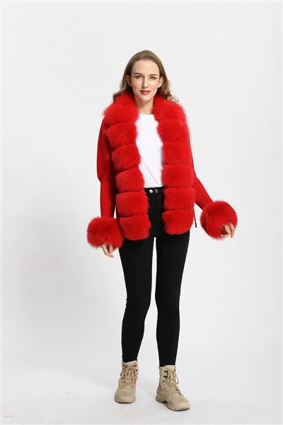 Modra krznena jopica